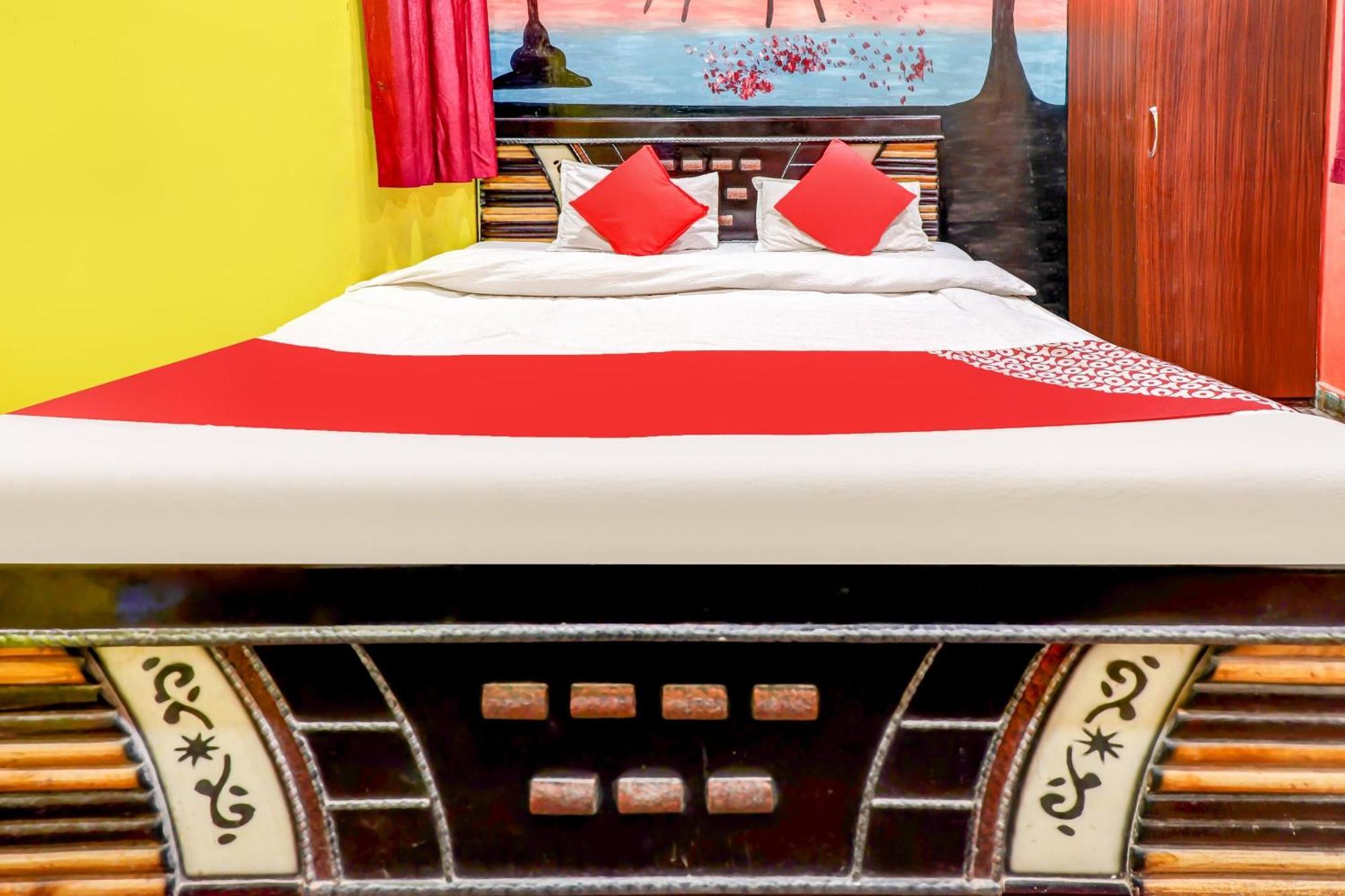 Spot On Siddhi Maa Hotel กวาลิออร์ ภายนอก รูปภาพ