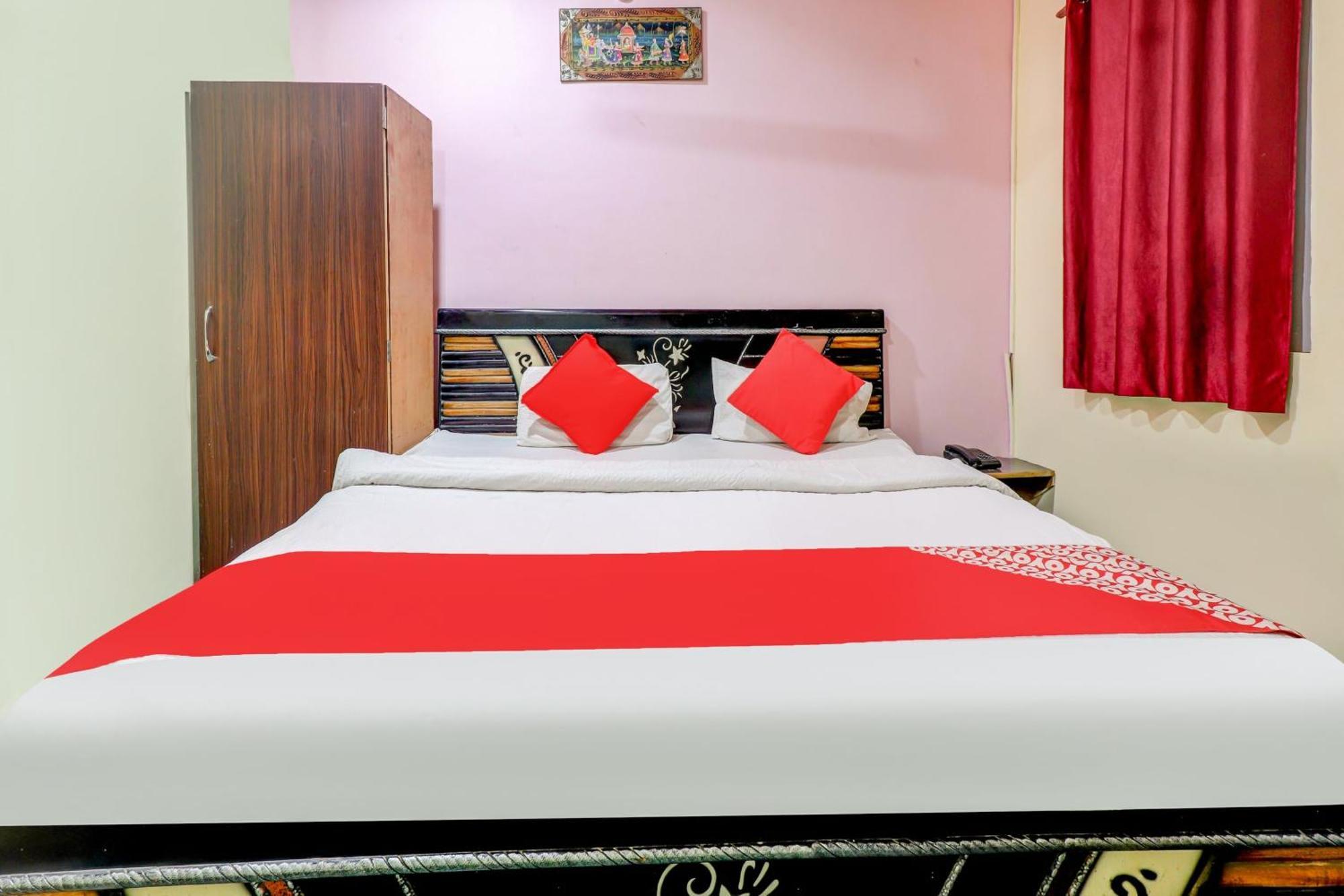 Spot On Siddhi Maa Hotel กวาลิออร์ ภายนอก รูปภาพ